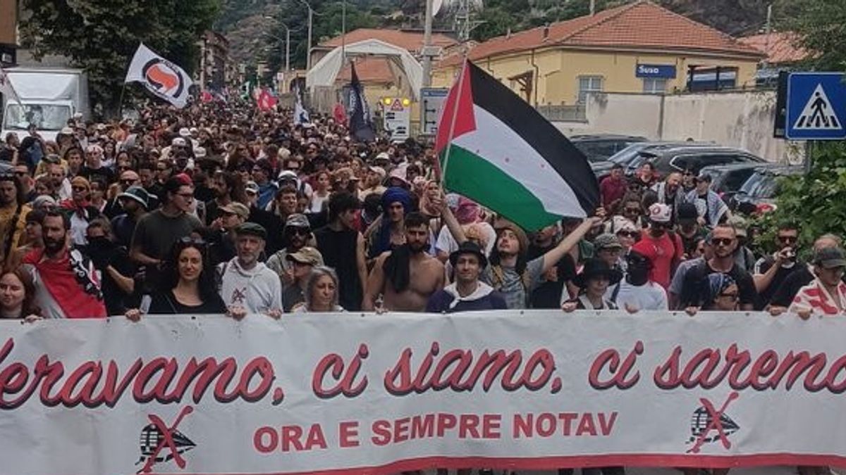 Val di Susa, i No Tav occupano l
