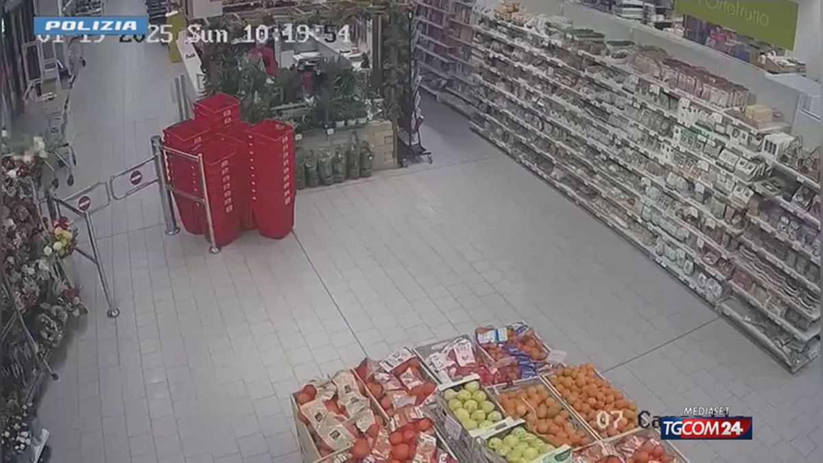 dalla bulgaria al nordest italia in giornata per furti e rapine ad anziane