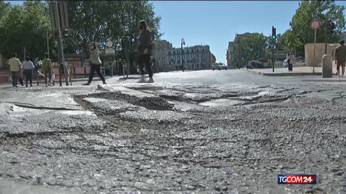 Altro che buche, nei quartieri a est e sud di Roma è rischio voragini