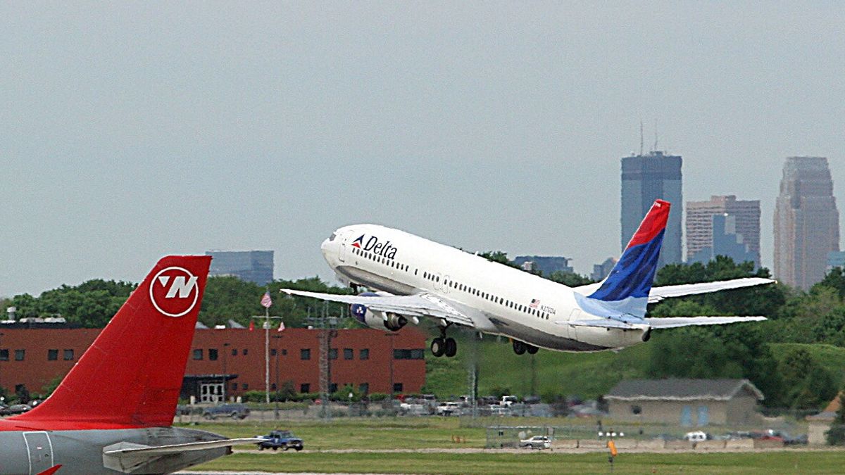 usa forti turbolenze in volo su aereo delta diretto ad amsterdam 25 feriti