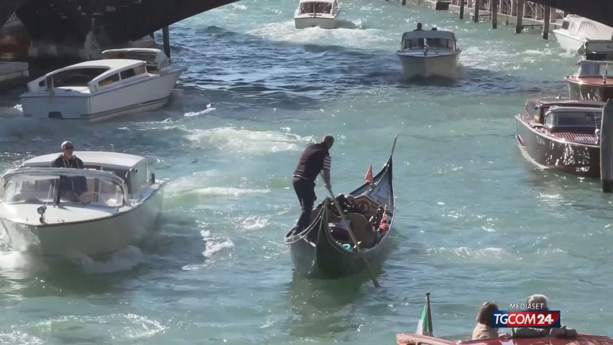 Venezia, arrivano i "barcavelox"."Multe salate per chi corre troppo tra i canali