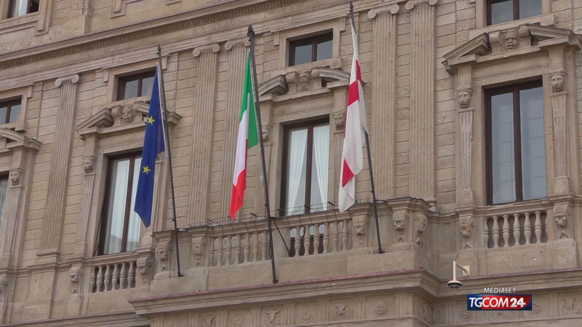 Milano, Sala incontra il Comitato delle famiglie sospese