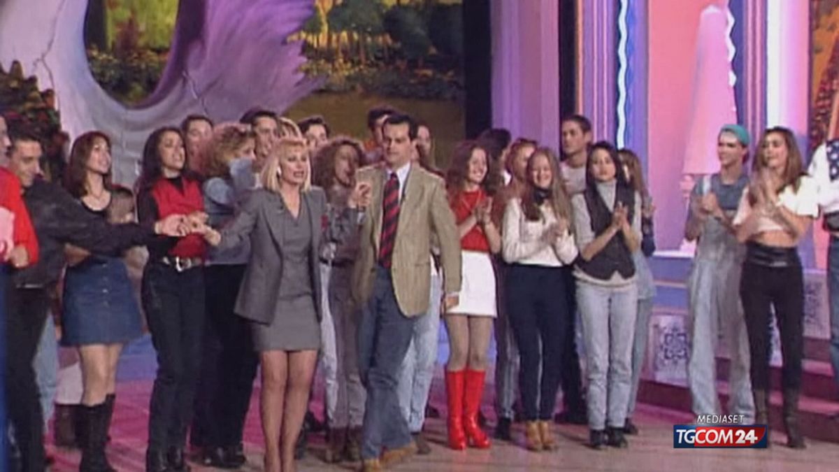 raffaella carr224 protagonista della campagna elettorale in cile 232 l icona dei comunisti
