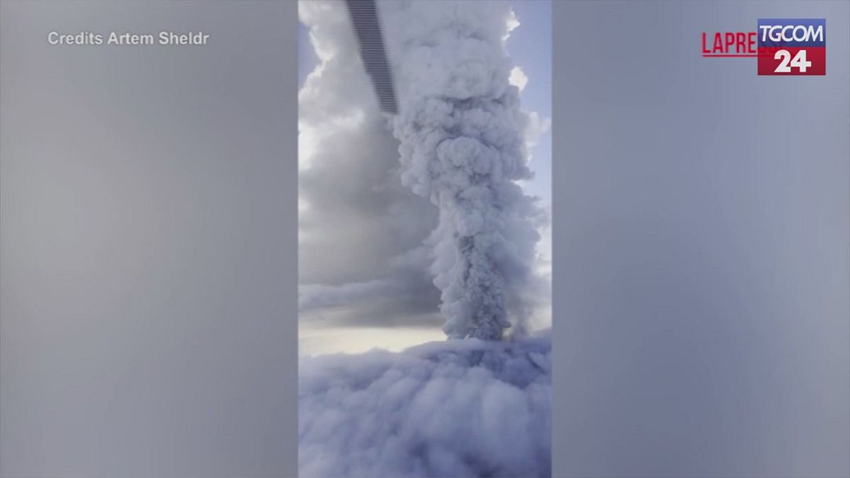 russia vulcano erutta per la prima volta dopo 600 anni