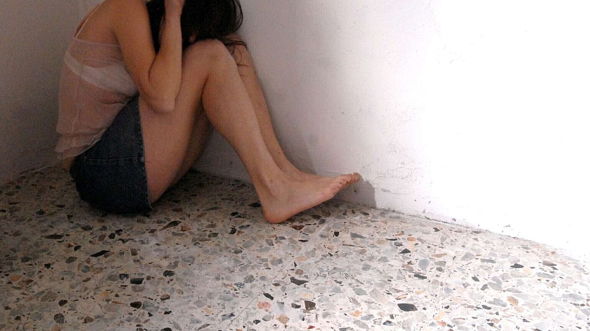 perugia finge di offrire un impiego e violenta una 21enne incastrato da un video