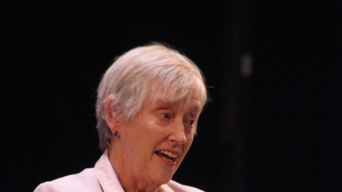 Gb, morta Stella Rimington: fu la prima donna a dirigere gli 007 di Sua Maestà