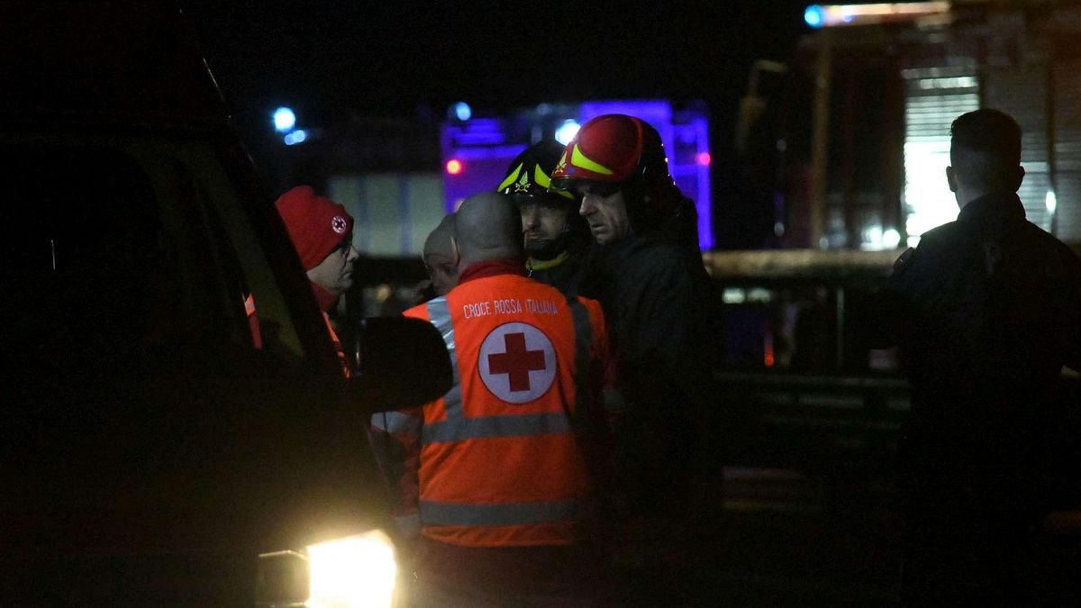 Pordenone, scontro tra due auto in galleria: morti due 19enni