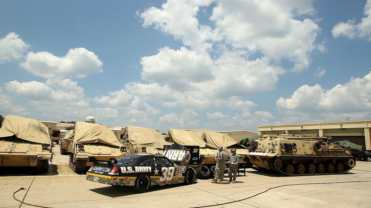 georgia soldato apre il fuoco nella base militare di fort stewart sette feriti quattro sono gravi