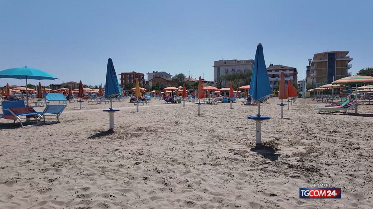 spiagge e caro ombrelloni le critiche dei vip