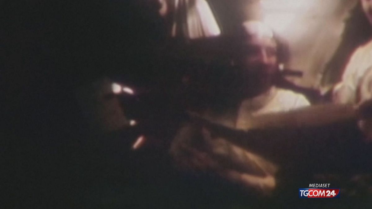 addio a jim lovell il comandante dell apollo 13