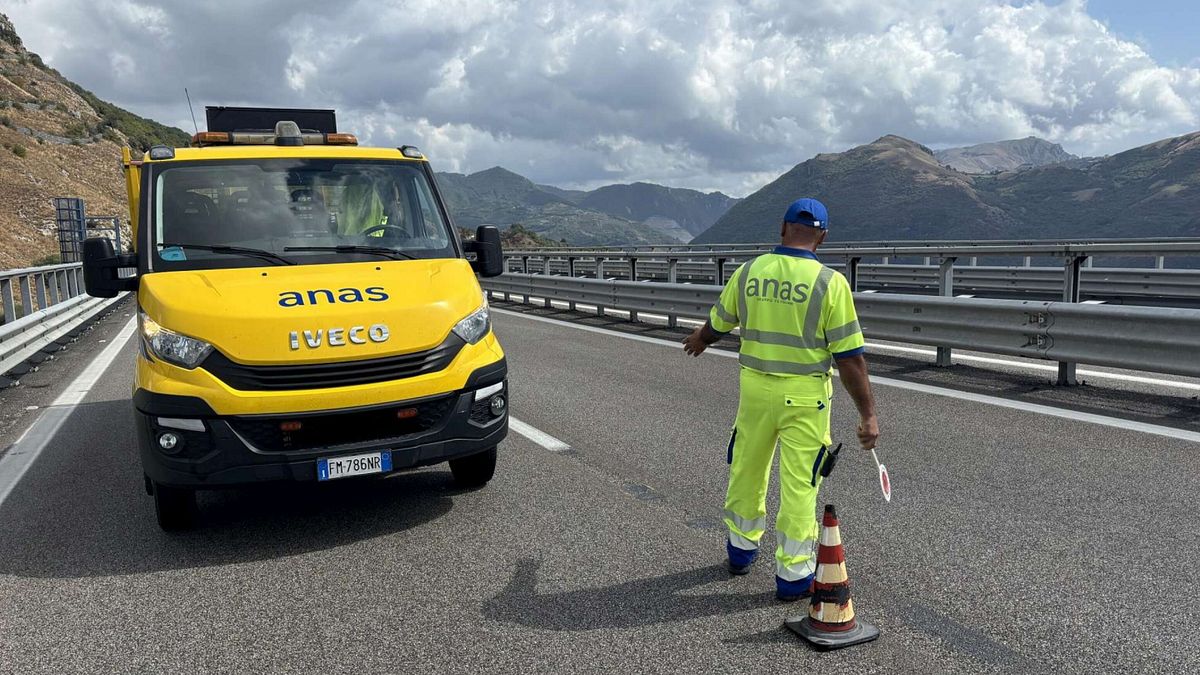 esodo estivo 2025 anas 274 milioni di transiti e picchi di traffico notturno