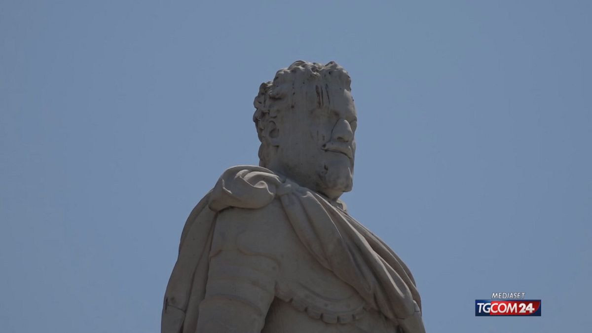 livorno i quattro mori cambiano c 232 chi li vorrebbe senza catene