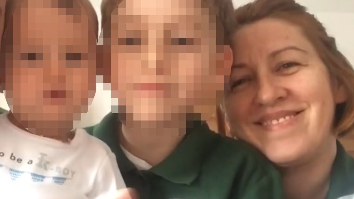 Bimbo annegato a Cavallino, lo straziante racconto della madre: "Era lì davanti a me, poi non l’ho più visto"