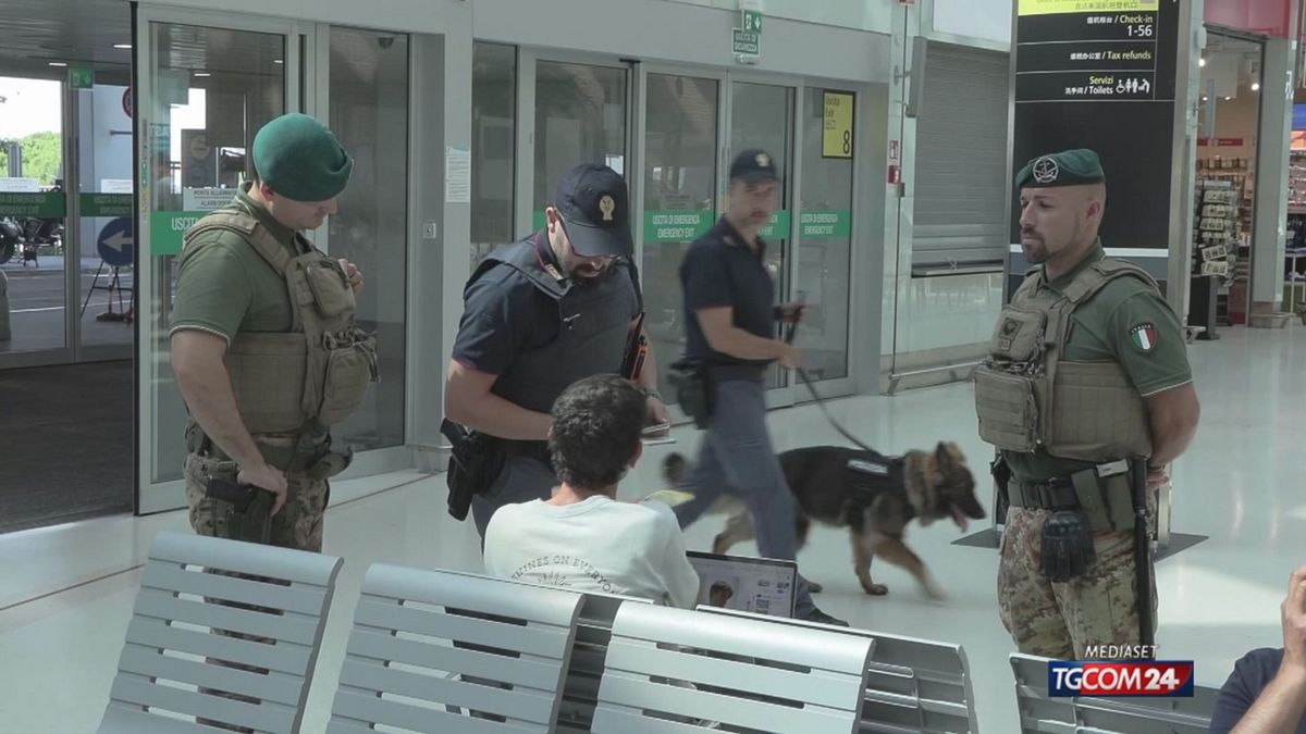 A Venezia i controlli anti borseggi della polizia