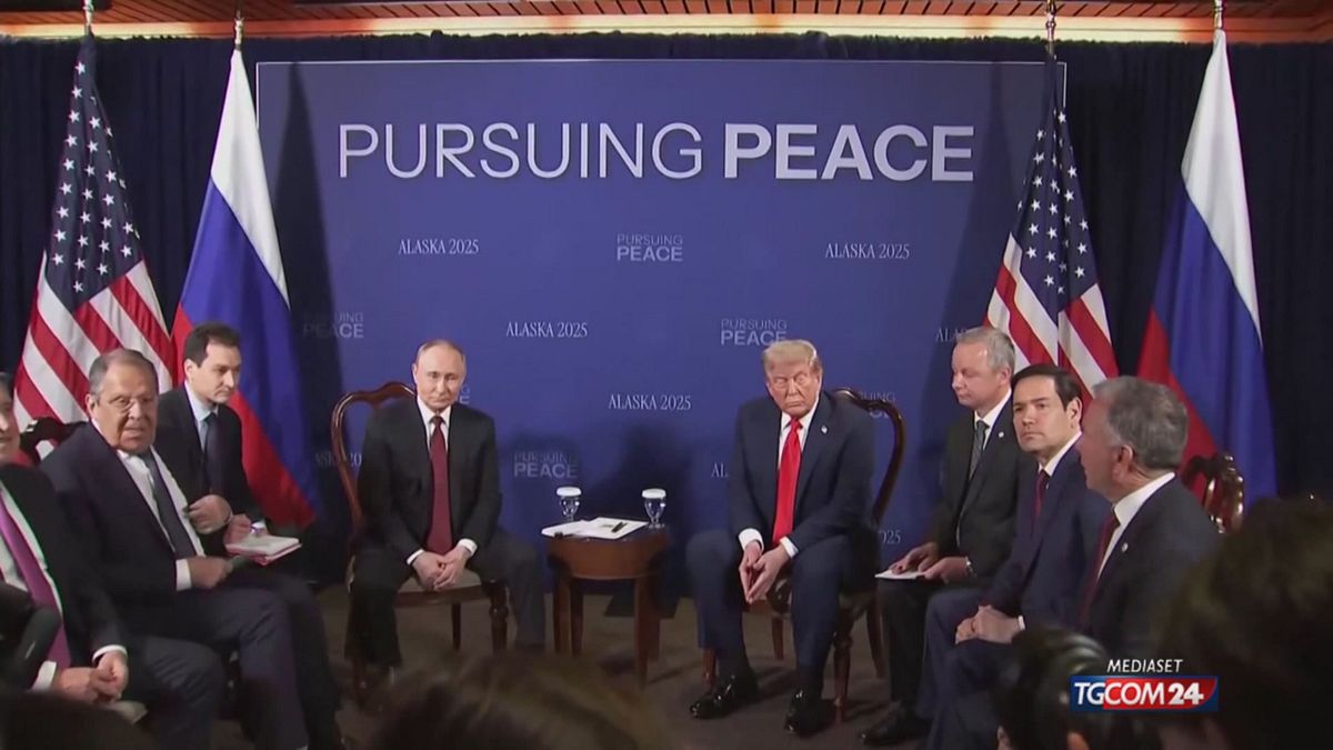 Putin durante le foto di rito non risponde alle domande sul cessate il fuoco in Ucraina