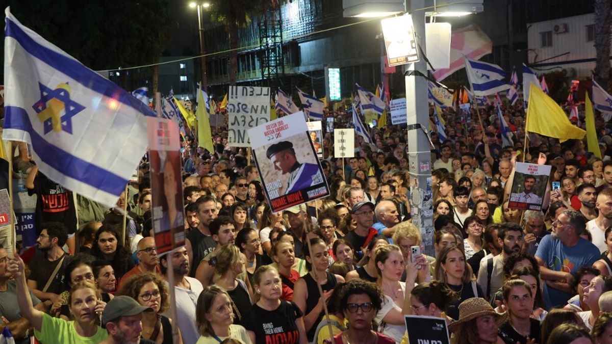 A Tel Aviv in 500mila in piazza per dire stop alla guerra e chiedere di riportare a casa gli ostaggi