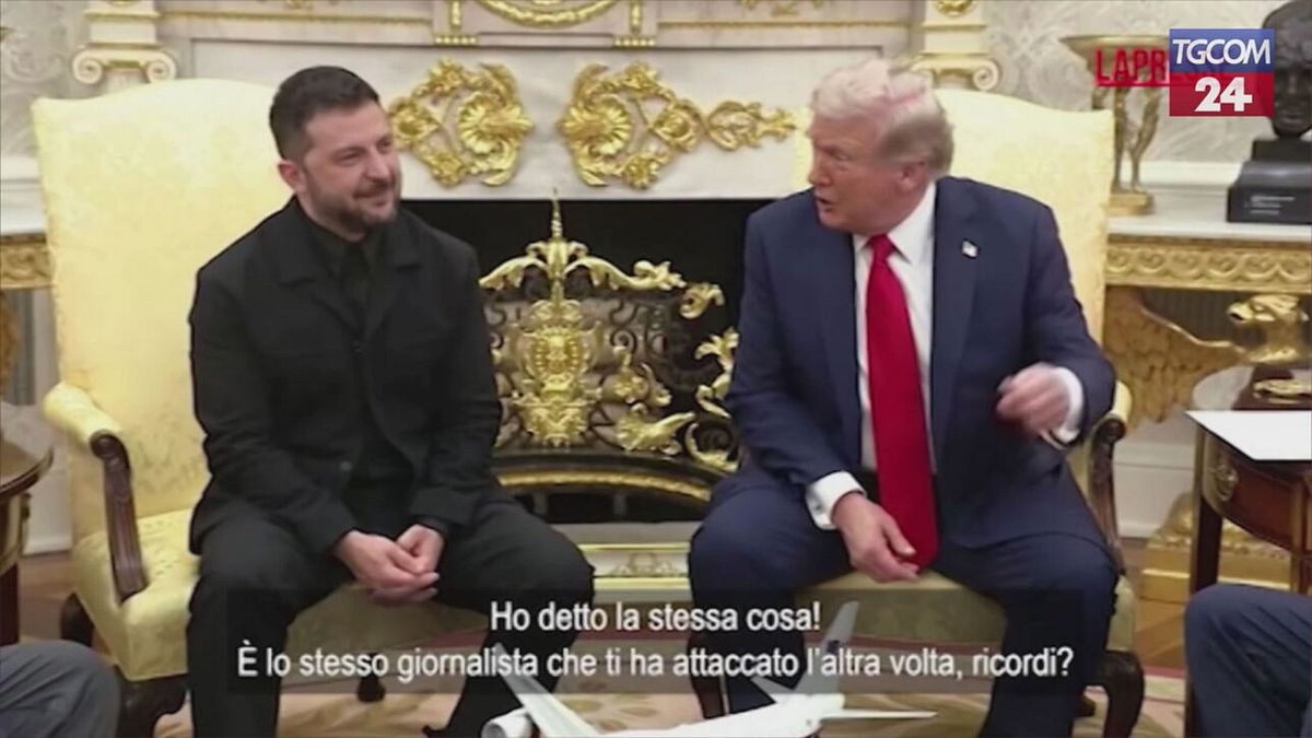 zelensky il botta e risposta con il reporter che lo critic242 per il vestito