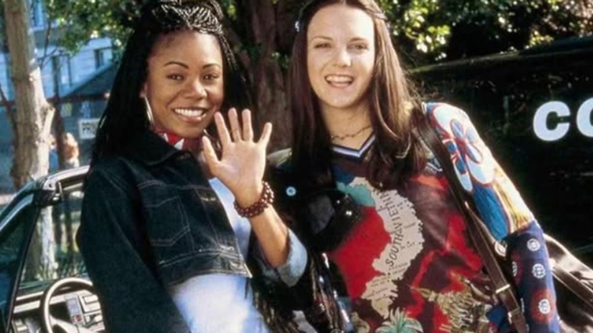 “Korkunç Film 6”, Regina Hall ve Anna Faris oyuncu kadrosuna dönüyor