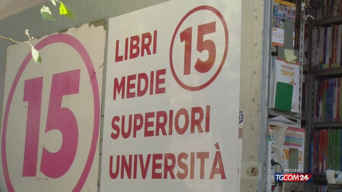 caro libri in arrivo la stangata poco prima dell inizio della scuola