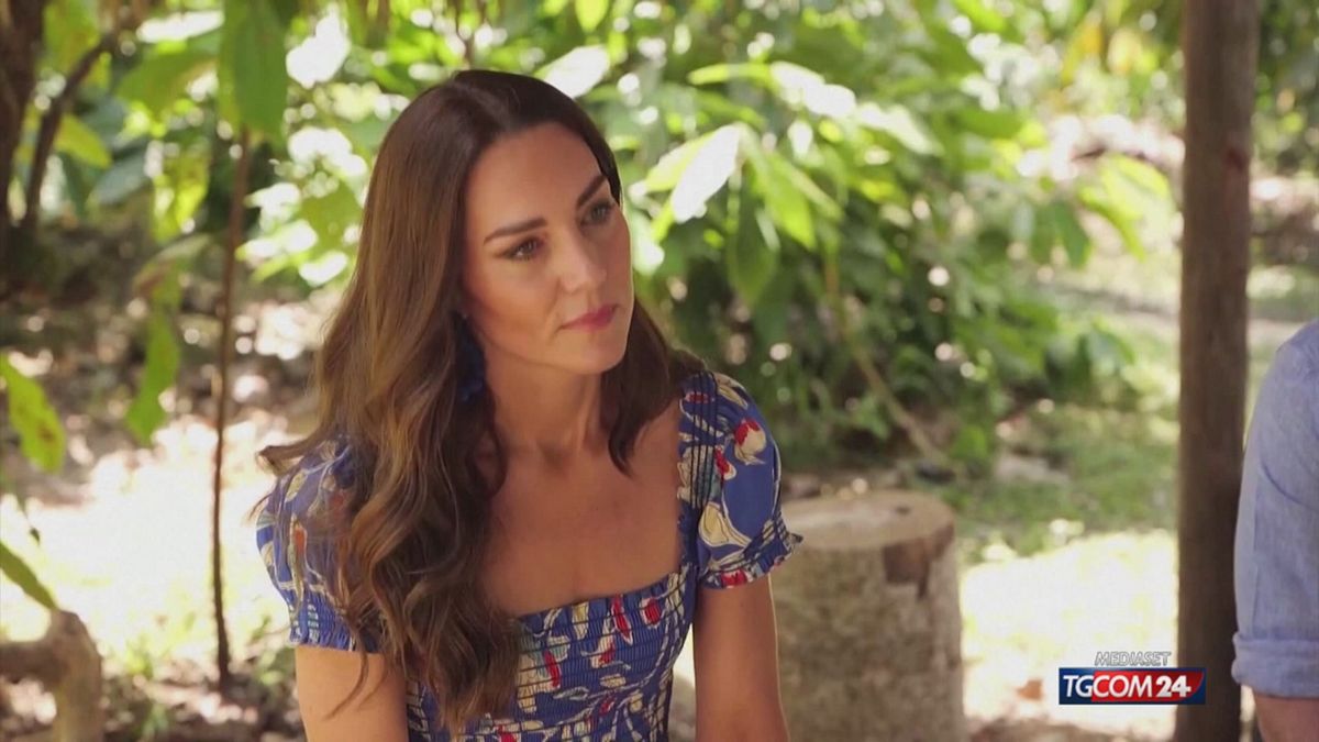 Kate e Meghan agli antipodi anche nelle vacanze estive