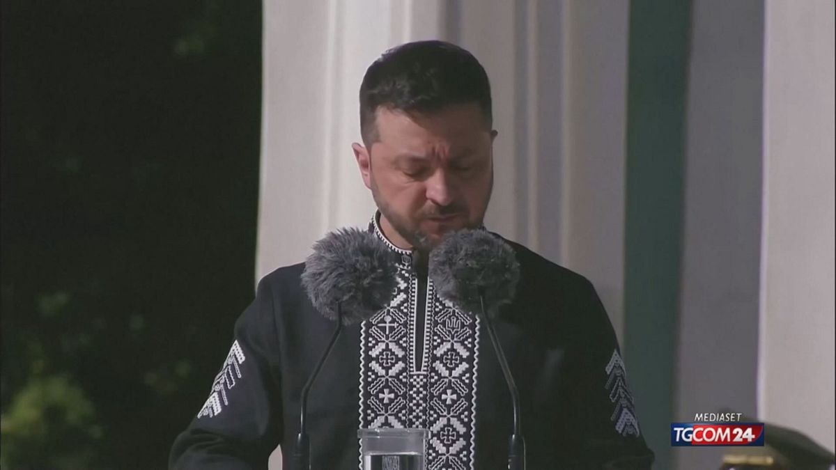 Ucraina, Mosca avanza. Zelensky: "Non cederemo terre"