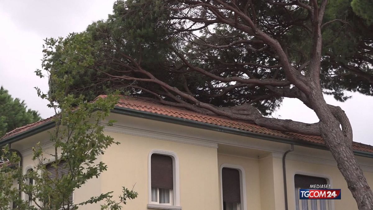 Maltempo Romagna, la conta dei danni a Milano Marittima