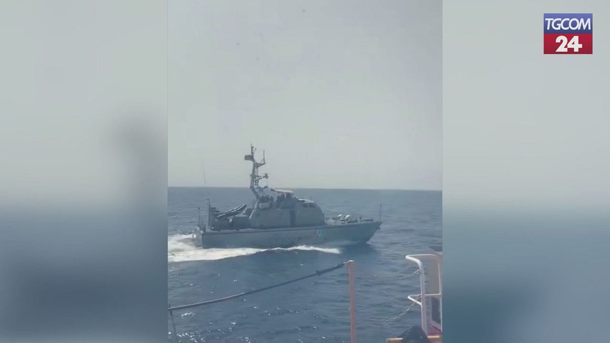 La Guardia costiera libica spara per 20 minuti contro la Ocean Viking