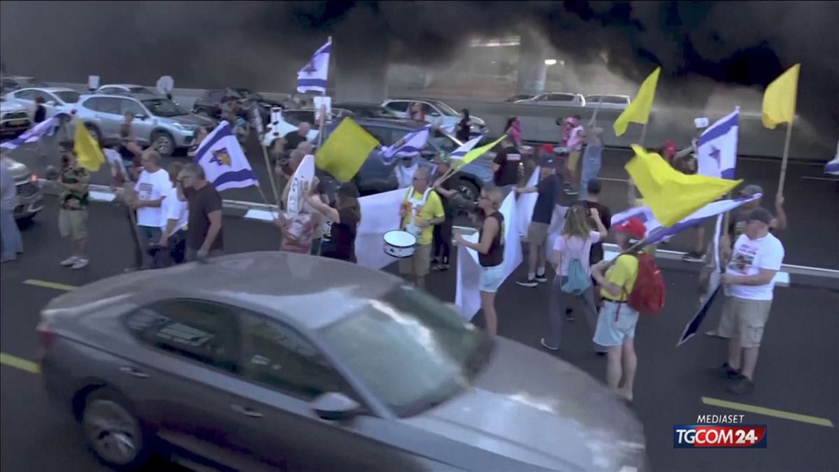 Israele, nuova protesta per la liberazione degli ostaggi