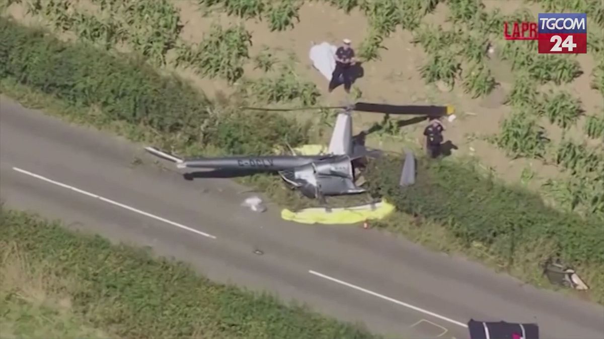 regno unito cade elicottero durante una lezione di volo