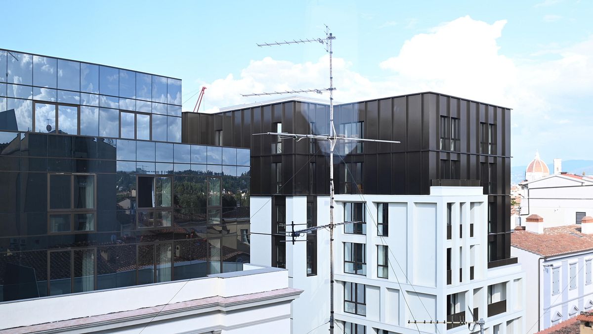 Floransa'da “Black Cube”, bakanlık da çeklere başlıyor