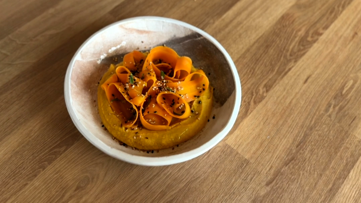 E-Food: hummus piccante di ceci e carote