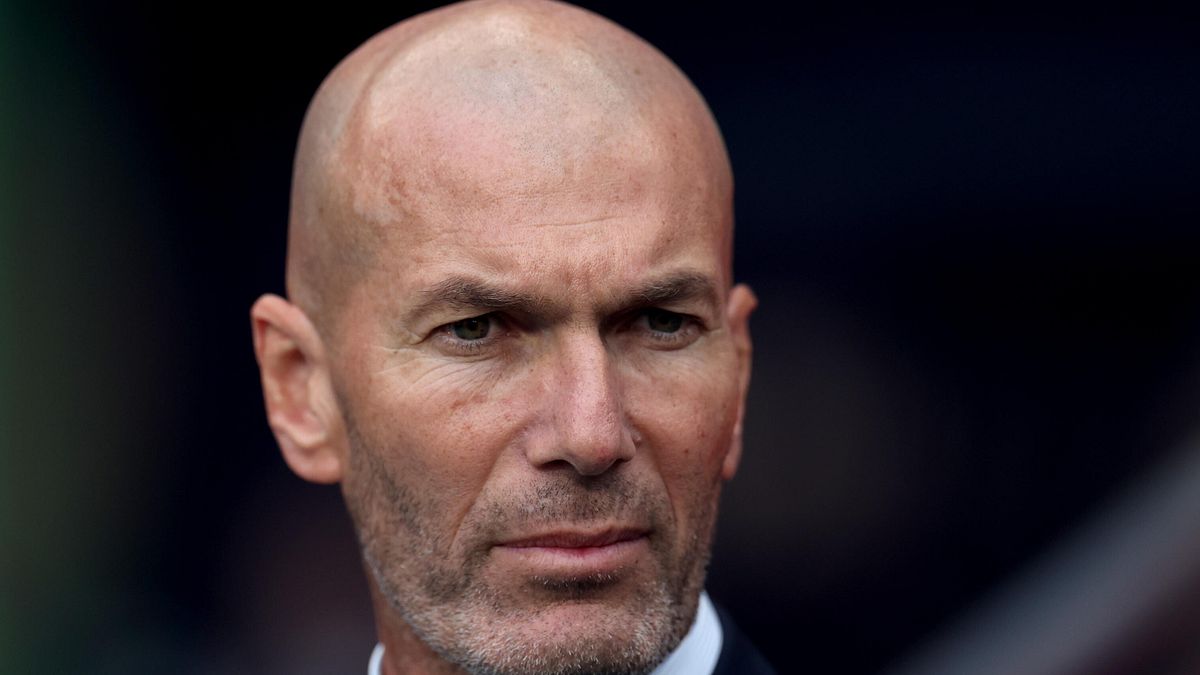 Roma, tenta di scippare un poliziotto con la "mossa dello Zinedine Zidane": arrestato