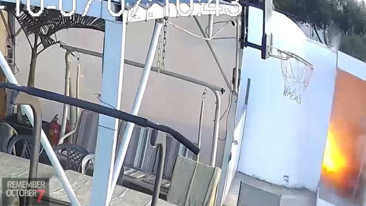 la bomba lo scoppio le grida le immagini inedite del 7 ottobre