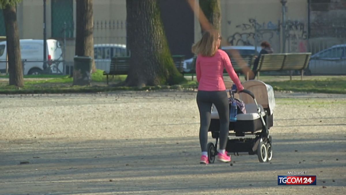 torna la social card 500 euro per la spesa delle famiglie povere
