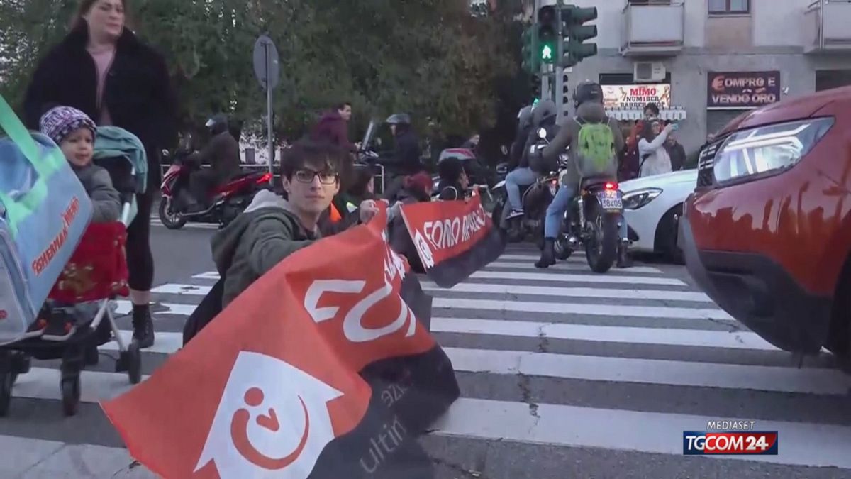 Per il Tribunale di Milano gli attivisti di Ultima generazione "non sono pericolosi"