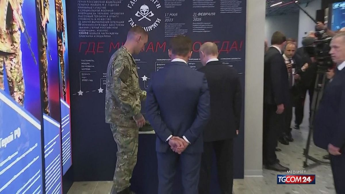 Zelensky a Putin: "Inaccettabile l