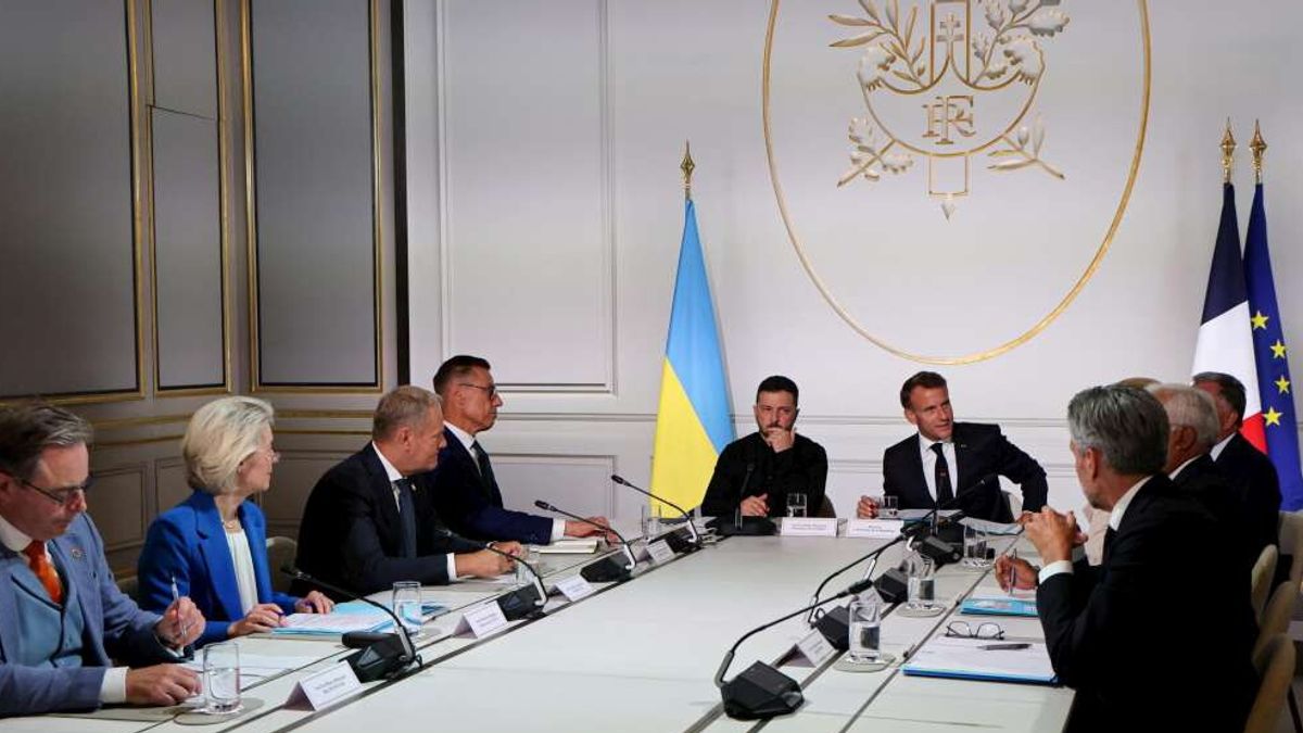 Riunione Volenterosi, Macron: "Truppe in Ucraina da 26 Paesi" | Non l