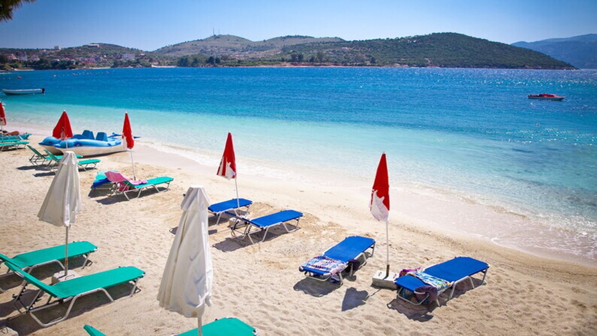 turista italiana 18enne violentata in albania fermato il presunto aggressore a durazzo
