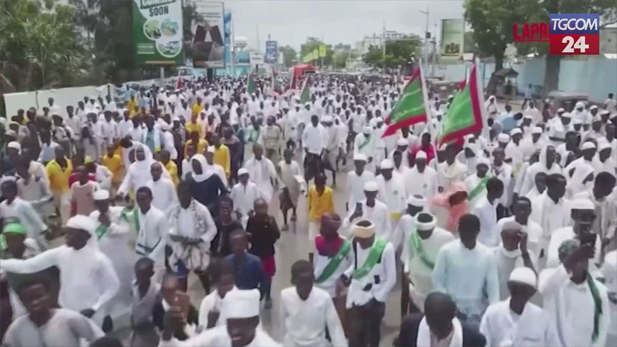 somalia a mogadiscio si celebra il compleanno di maometto
