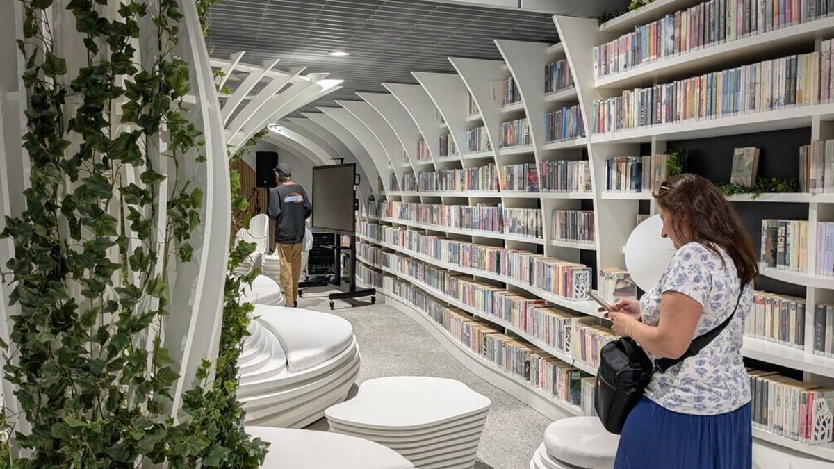 varsavia nasce metroteka la biblioteca in metropolitana anti cellulare