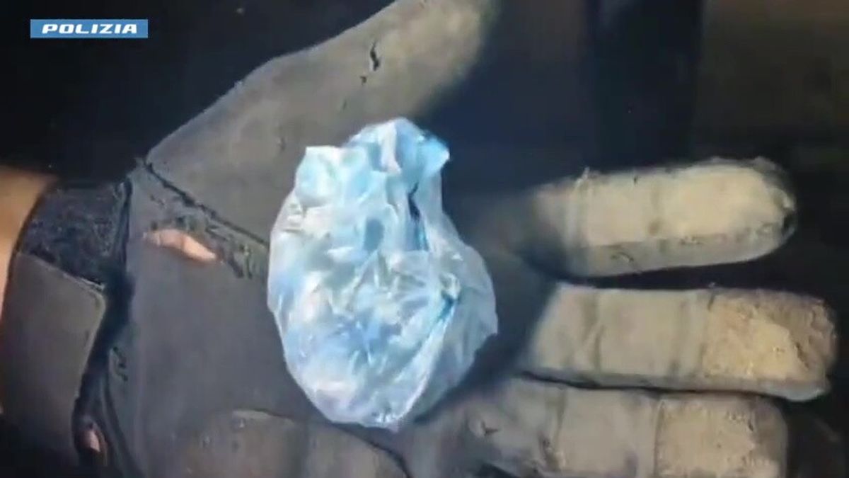 Ingoia cocaina per evitare un posto di blocco: 39enne trovato morto sul Brembo