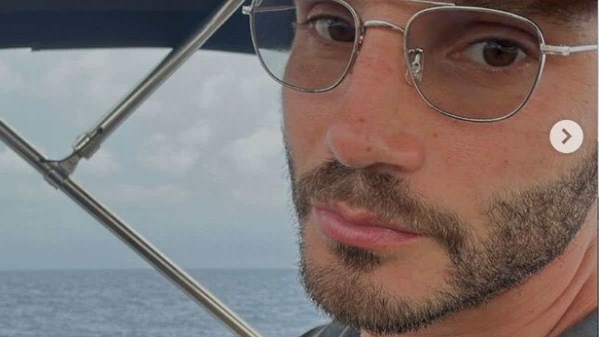 Video rubati a Stefano De Martino, si indaga per revenge porn | Nei guai anche tutti coloro che hanno condiviso le immagini