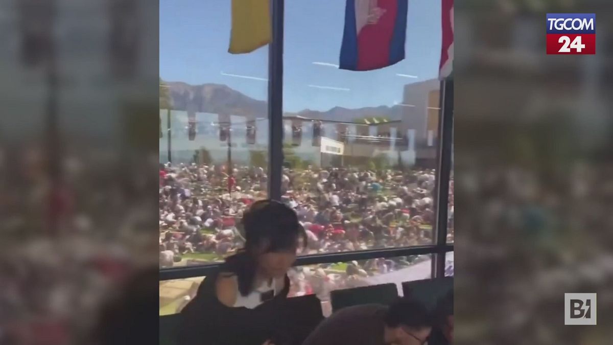 charlie kirk una persona in fuga dopo gli spari 232 il cecchino