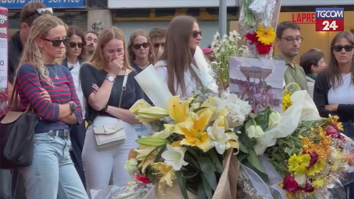 milano gli amici del 25enne ucciso sulle strisce pedonali vogliamo giustizia