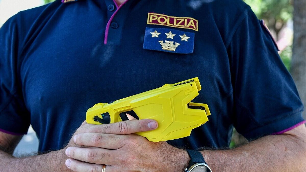Reggio Emilia, 42enne fermato con il taser muore in ospedale