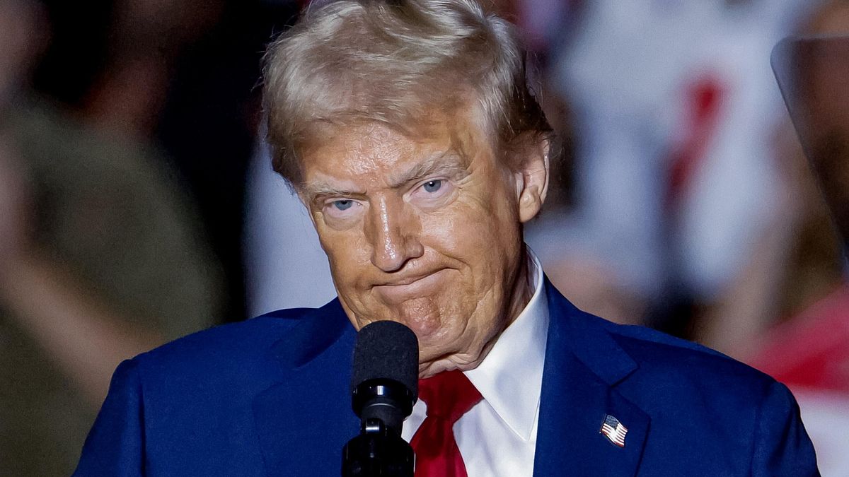 Trump fa causa al Nyt per 15 miliardi di dollari: "E