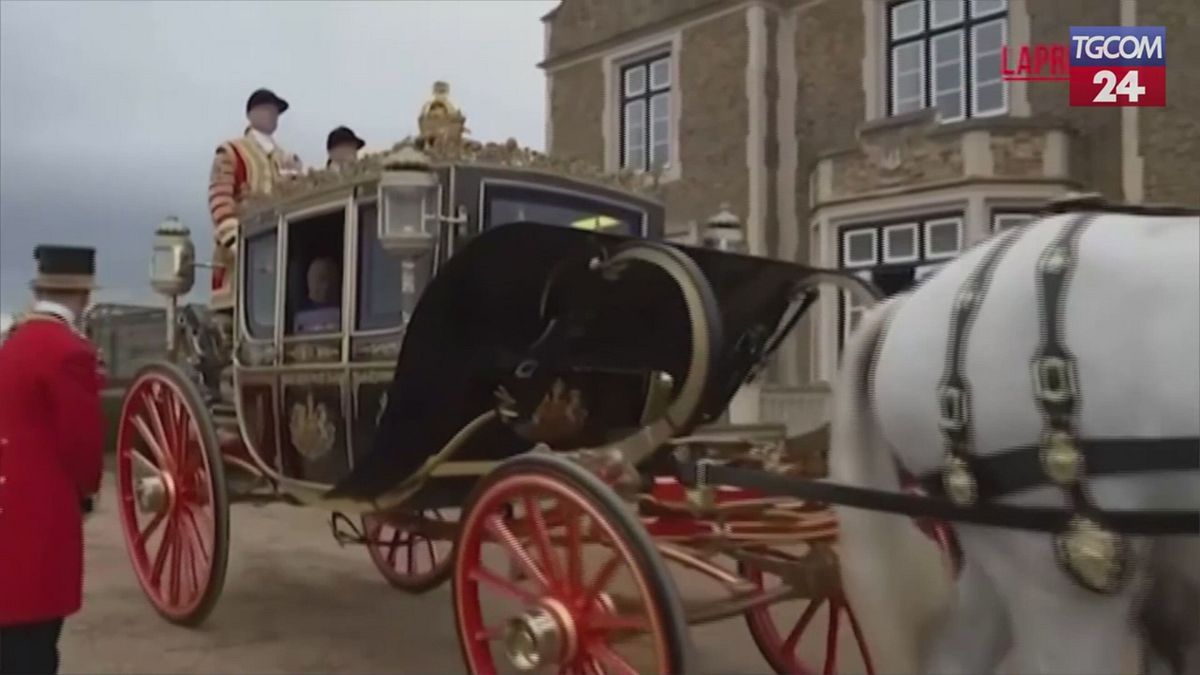 Trump a Londra, il viaggio in carrozza con re Carlo