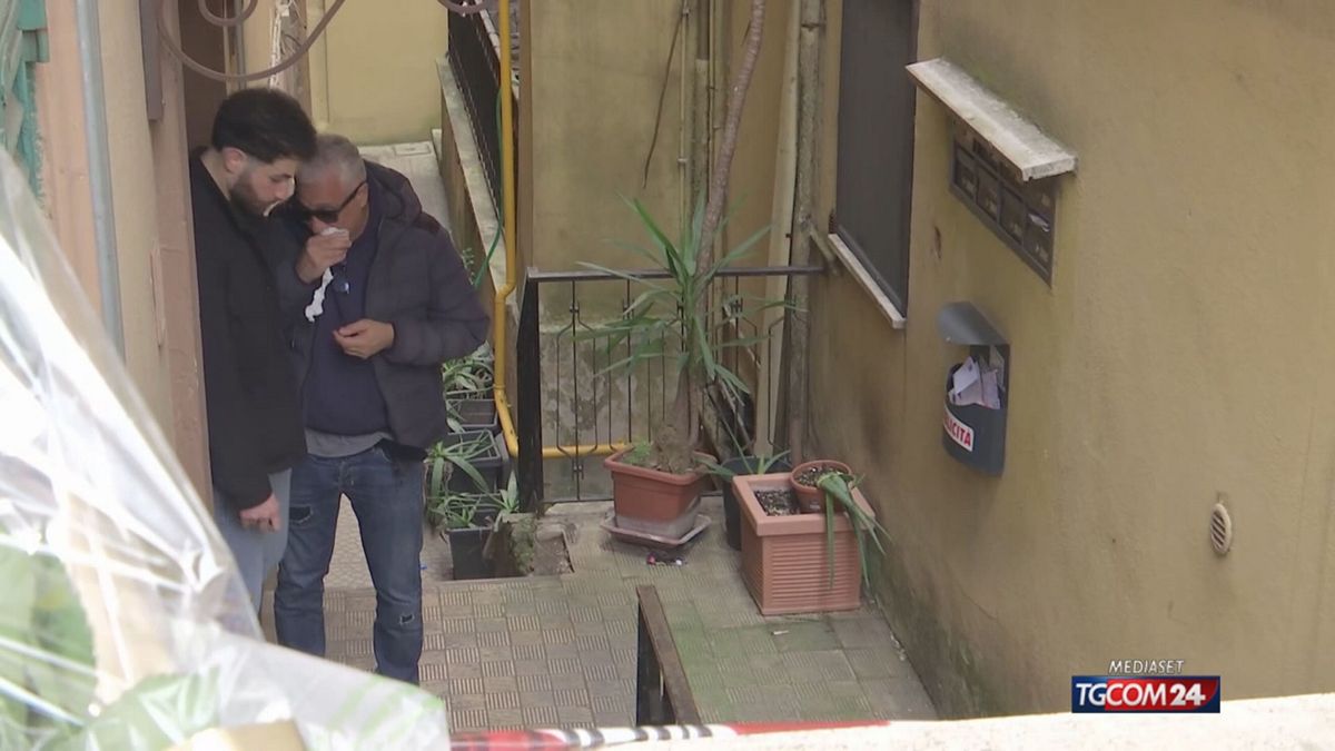 Omicidio Ilaria Sula, la Procura: "Aiutò il figlio a ripulire"litri di sangue"
