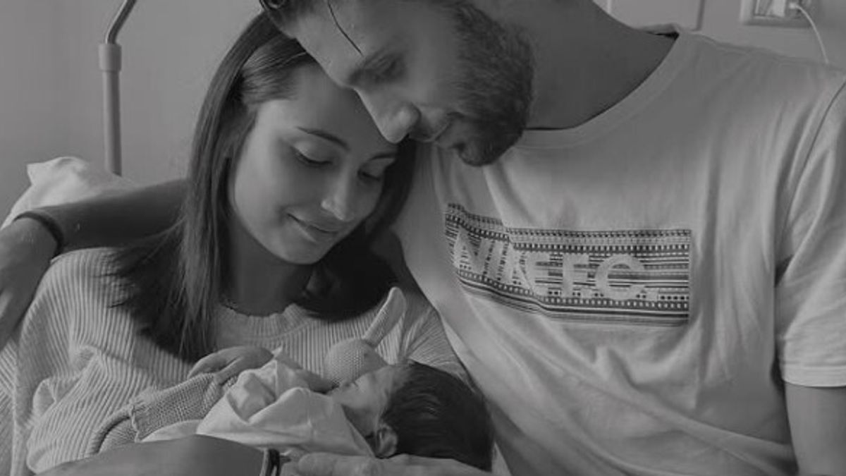 Manuel Locatelli ve Thessa Lacovich Ebeveyn Bis