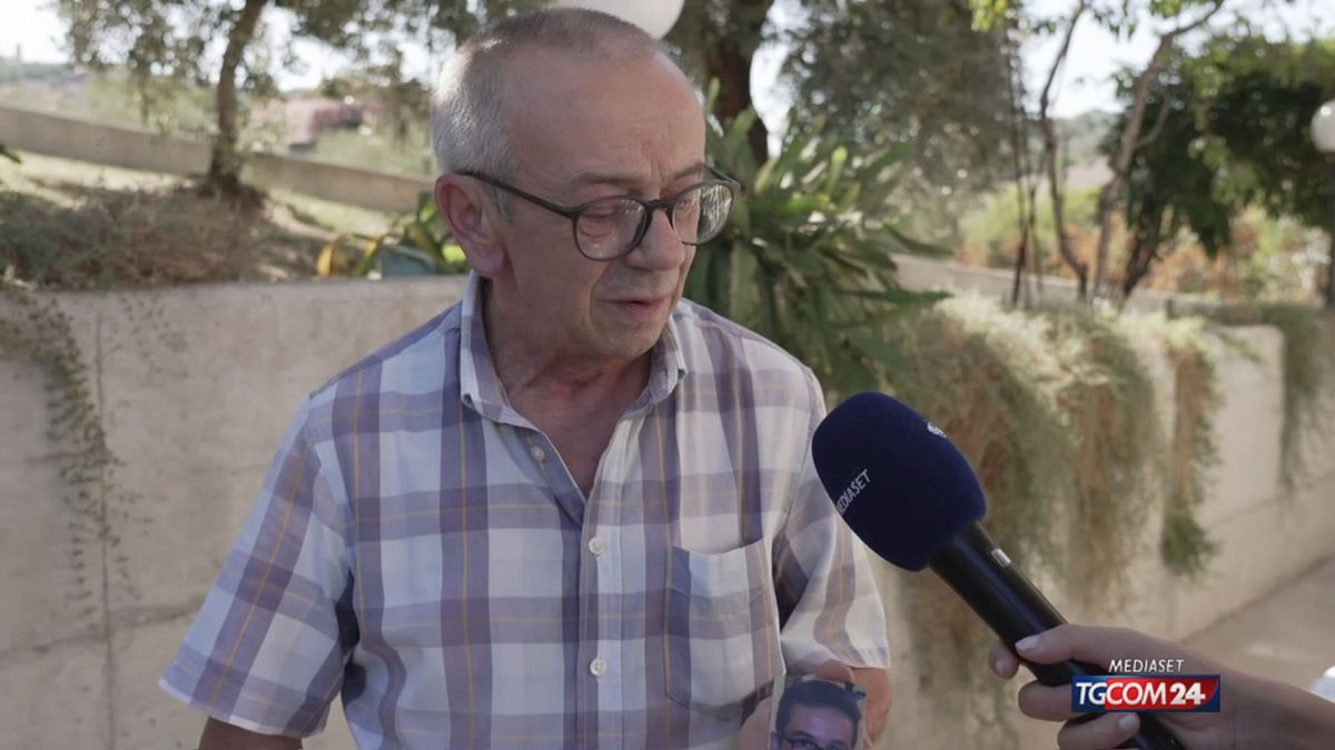 Caso Prospero, 19 enne accusato di istigazione al suicidio chiede il patteggiamento, il padre di Andrea: "Non è giustizia"